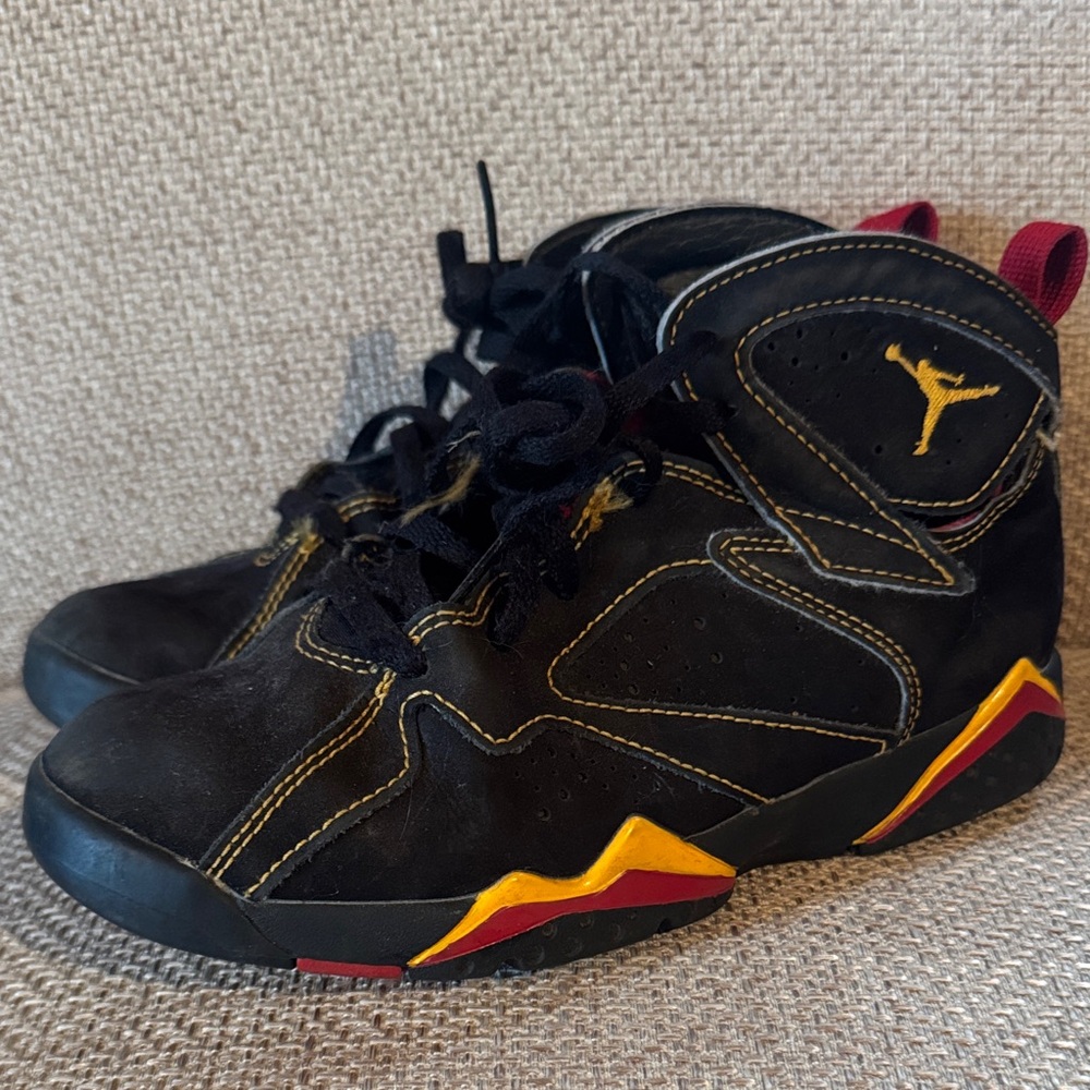 Jordan Kids Black and Red Sneakers